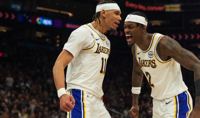 开云线上入口-霍里：湖人的防守者没三分 不是谁都能像勇士那样靠三分夺冠