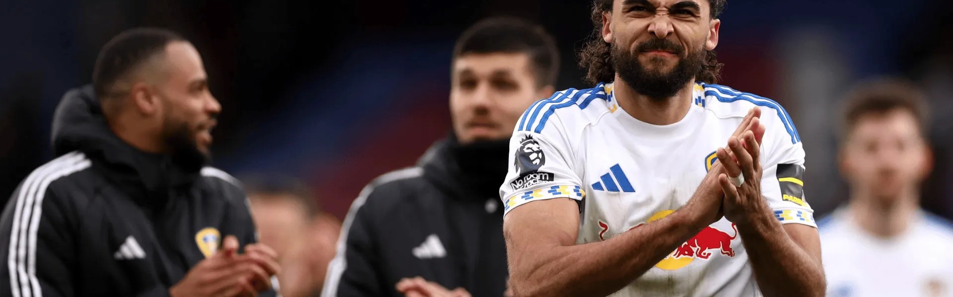 开云登录网址入口-半场10人迎战但最终让对手0射正，利兹联是英超历史首队